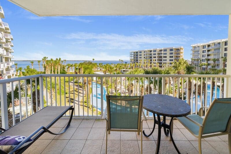Destin West - Pelican 401