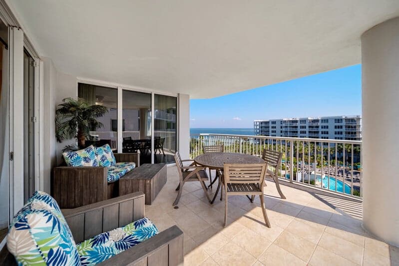 Destin West - Heron 609