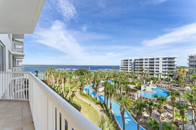 Destin West - Heron 509