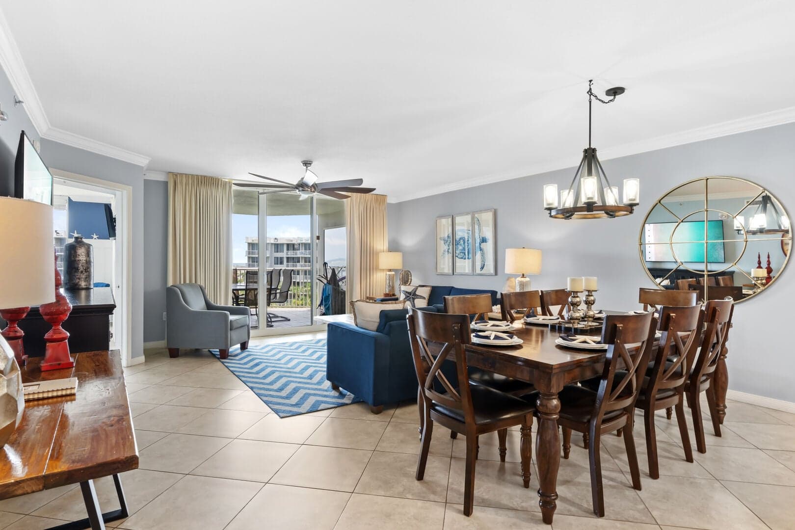 Destin West - Heron 607 photo 4