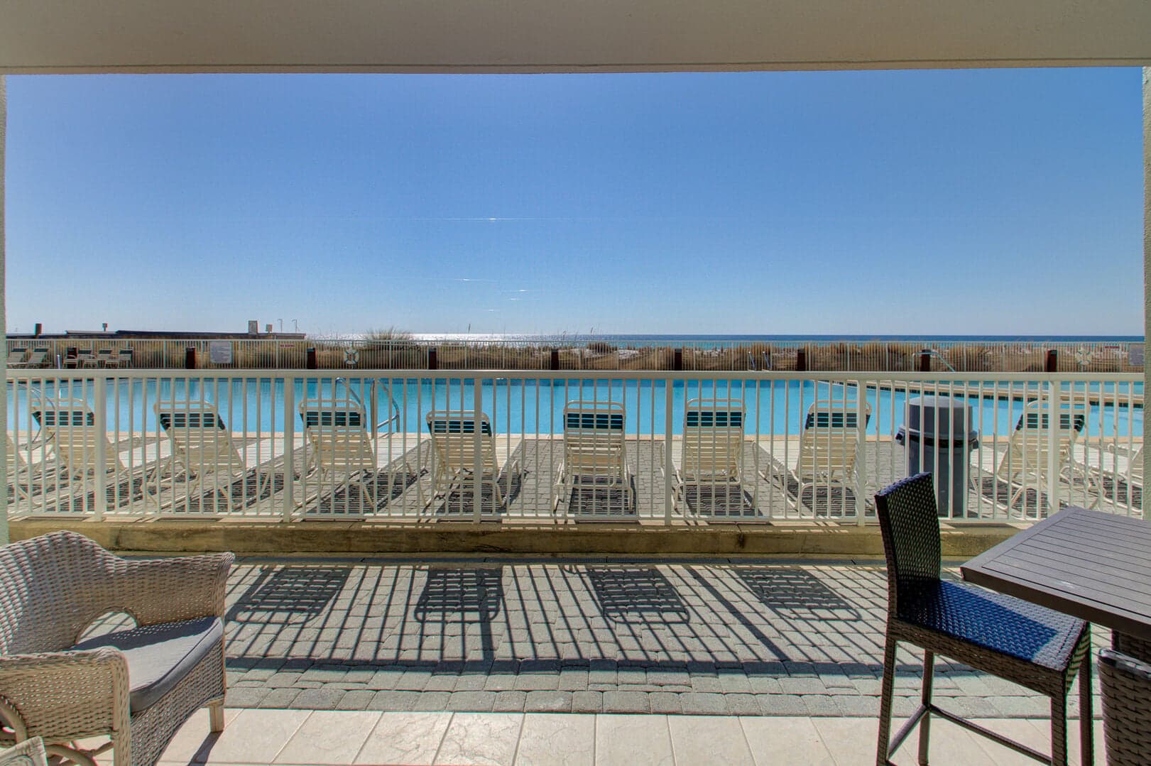 Waters Edge 111 photo 3