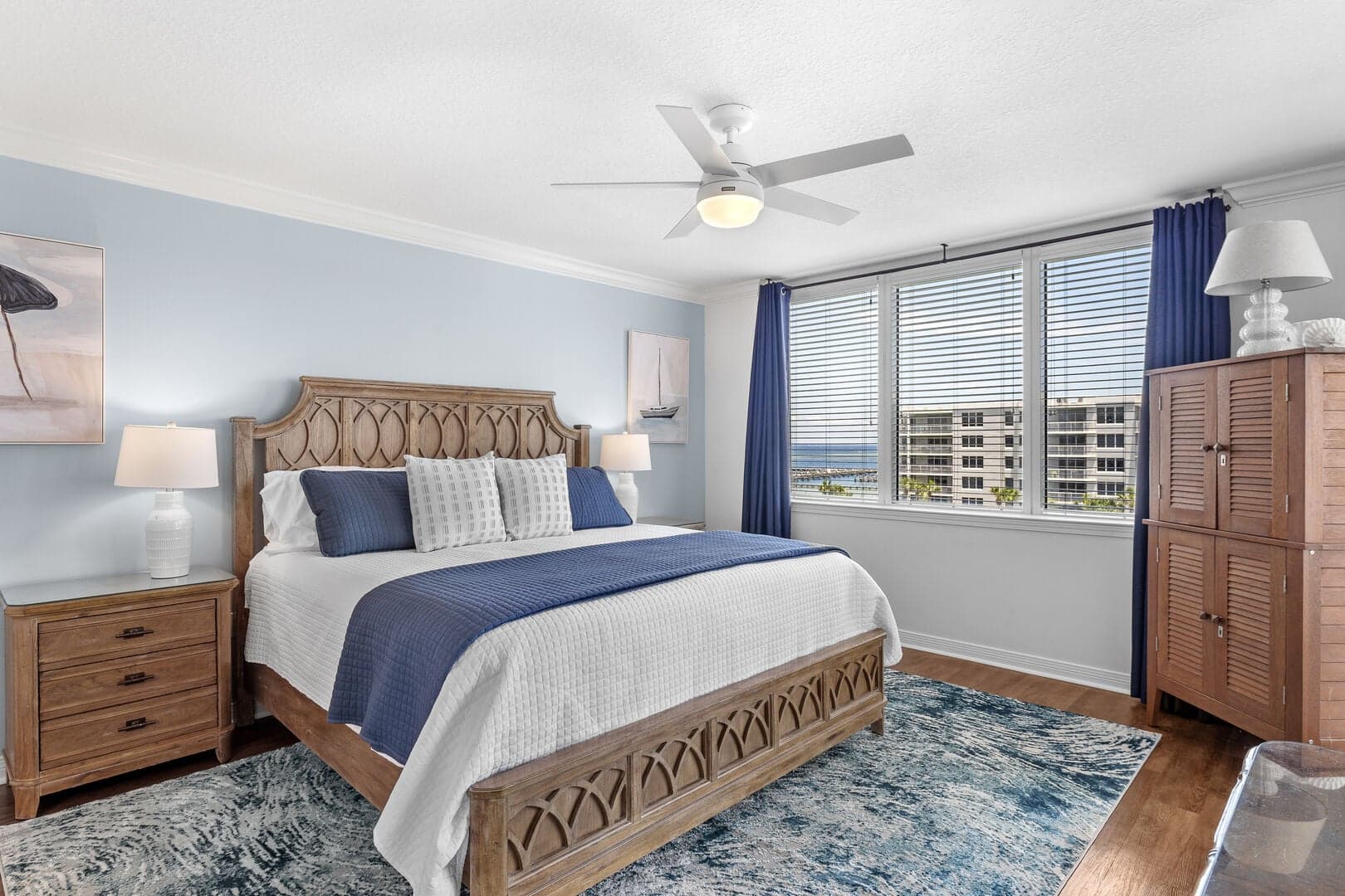 Destin West - Heron 609 photo 5