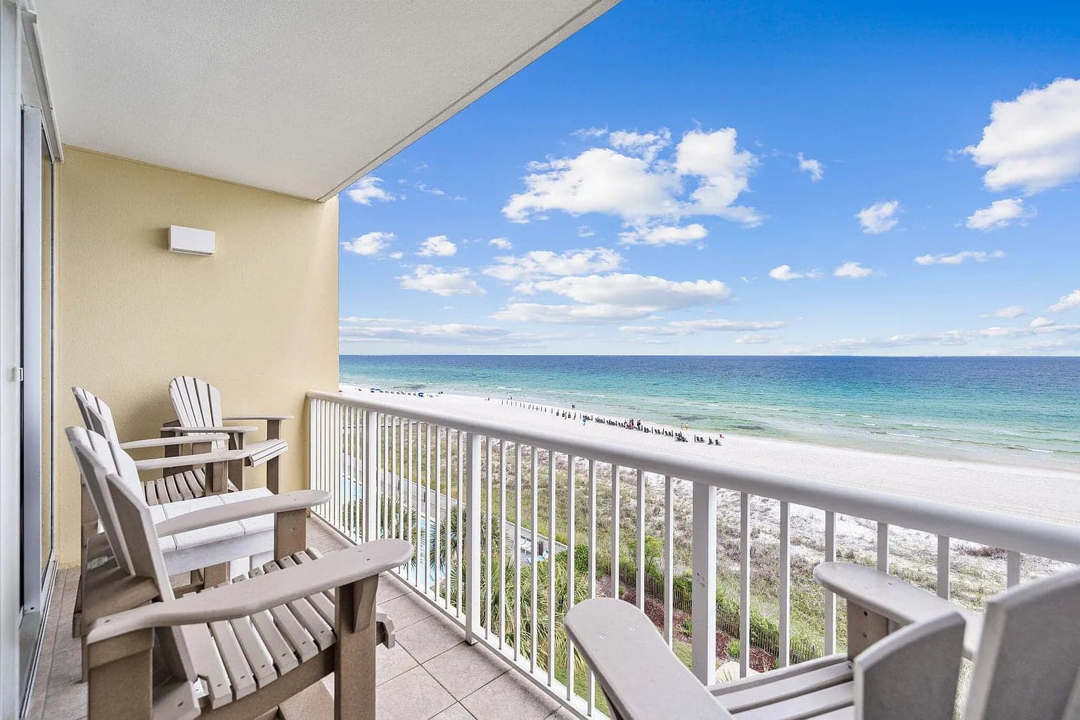 Waters Edge 504 photo 2