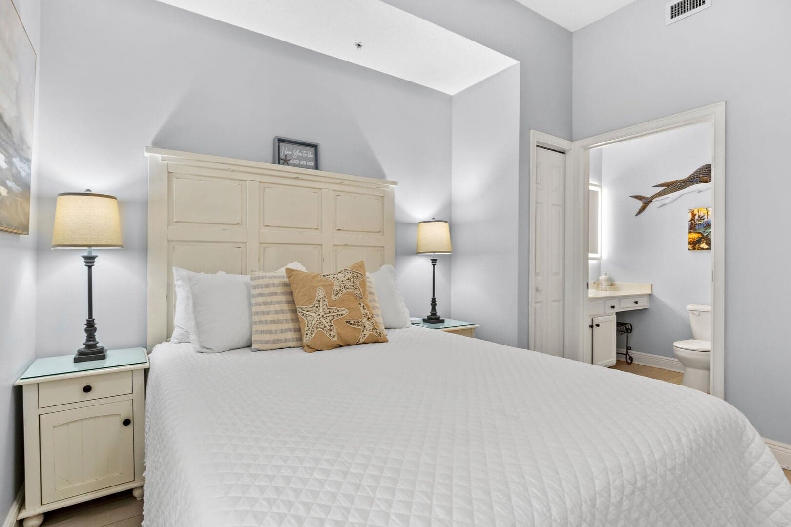 Waters Edge 606 photo 5